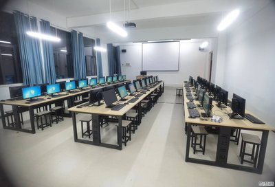 實驗室建設 計算機軟硬件及周邊設備開發(fā)的基石與前沿